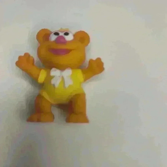 Muppet Babies PVC Fozzie Bear 2" Figure - 1986 Vintage - Picture 1 of 3